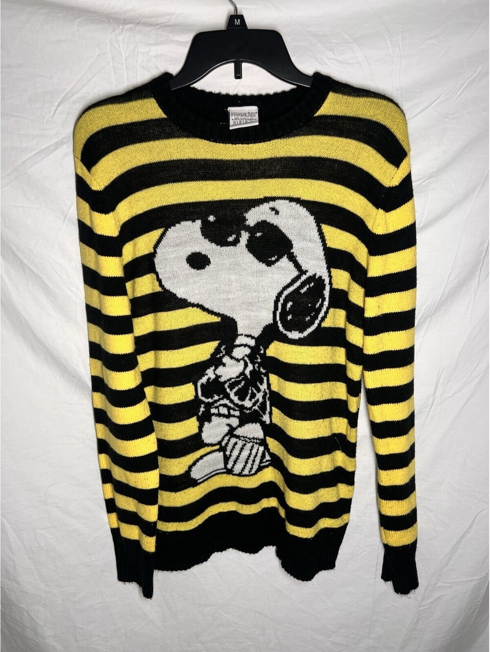 Snoopy Black And Yellow Striped Peanuts Sweater Size Small
